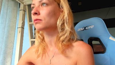 Karoline121
