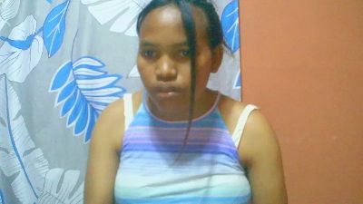 Laurena007 Live Image