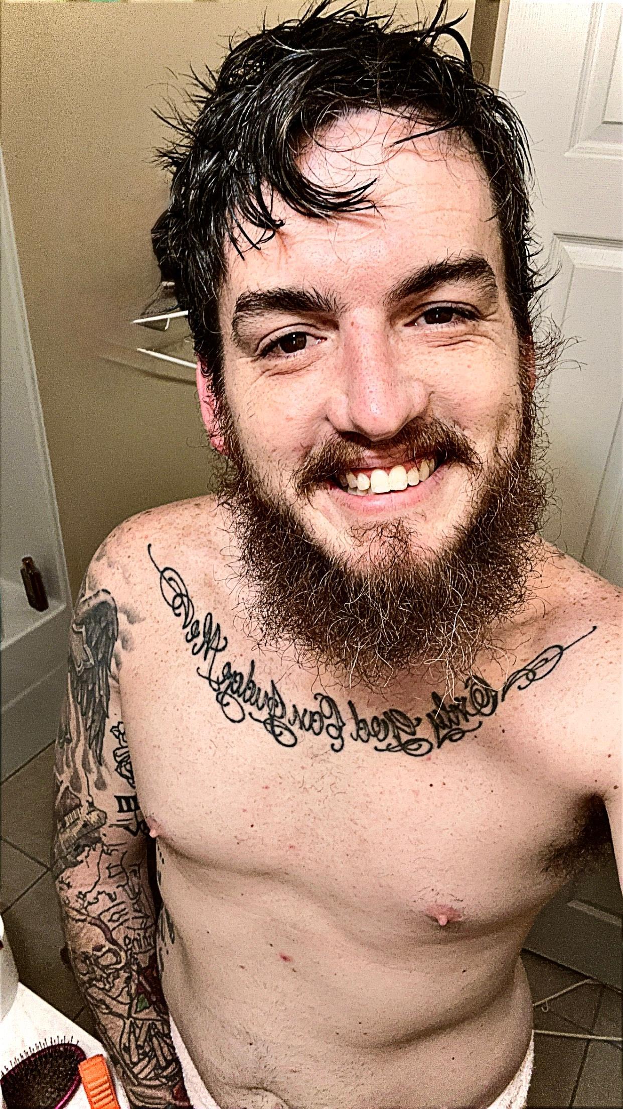 MommasMistak69 Live Image