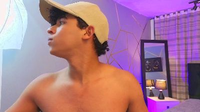 Noah_Smith04 Live Image