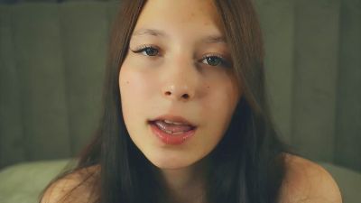 PollyChurchey Live Image