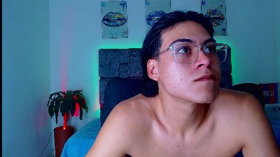 Sensual_Blade Live Image