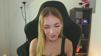alexxisky Live Image