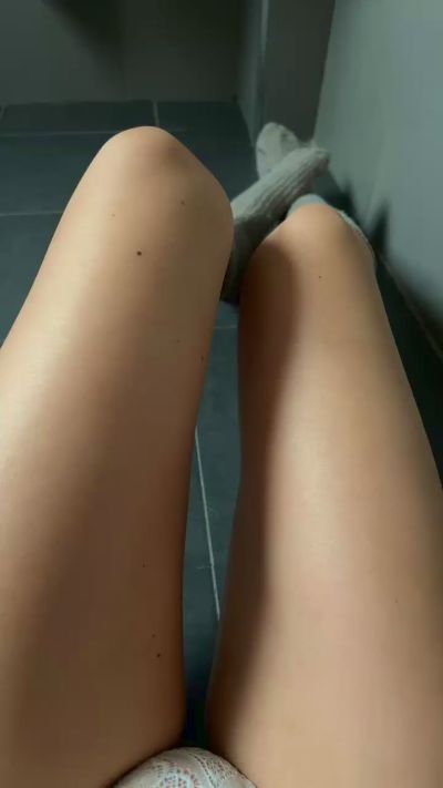 misstanguita28 Live Image