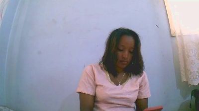 Cathya05 live from Madagascar