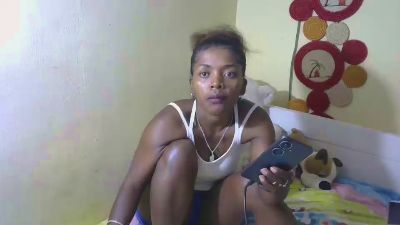 Delinahlove live from Madagascar