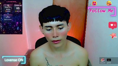 ETanjiro_cute live from Colombia