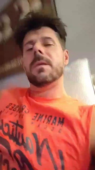 Fredylover live from Spain