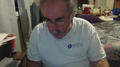 Hairypapi60 live from Canada