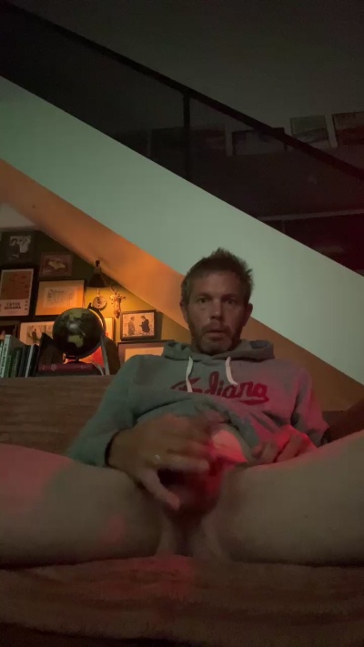 Jamesdean7919 live from United States