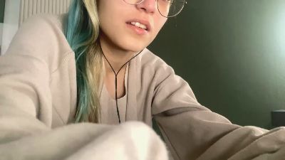 KarenaReinhart live from France