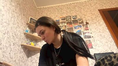 KassieElkayam live from United States