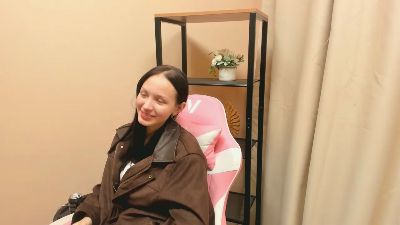 KristieDubbs live from France