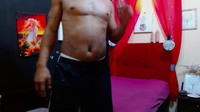 LUCCASBIGCOCK live from Colombia