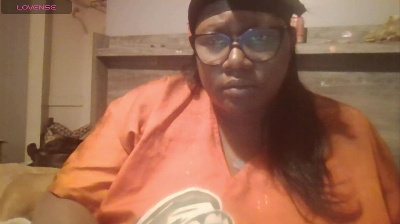 Ladye520 live from United States