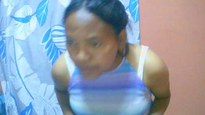 Laurena007 live from Madagascar