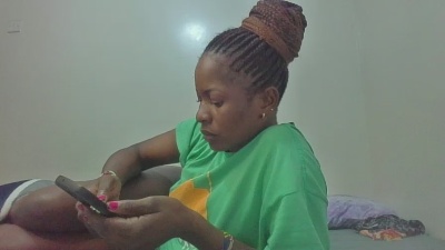 Leane_lecia live from Kenya