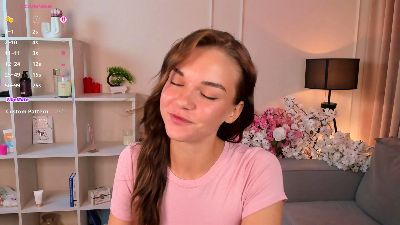 LynnAldridge live from United States
