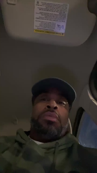 Nine4mommy live from United States