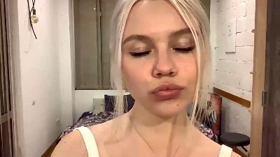 PLUSHIE_EYES live from Latvia