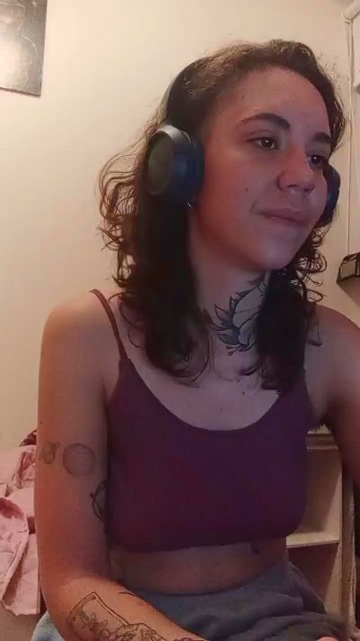 Pink_Trinity live from United Kingdom