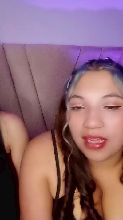 SalomeHotty live from Spain