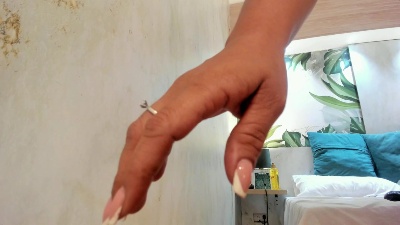 Sharlot_Gray live from France