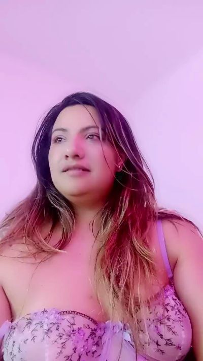 Star_rose18 live from Colombia