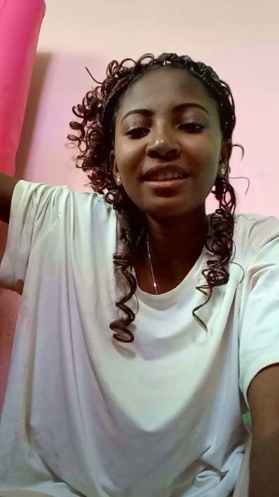 Sylvanah2 live from Madagascar