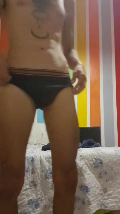 Victorcaldeira live from Italy