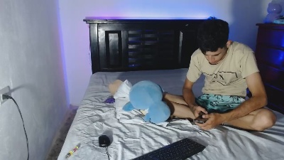 abrahamm25 live from Venezuela