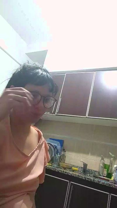 cuchi334 live from Argentina