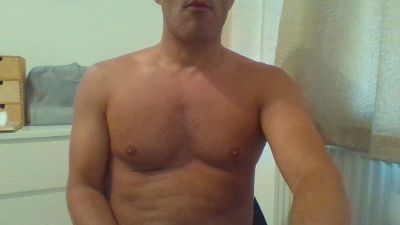 hotadiction live from United Kingdom