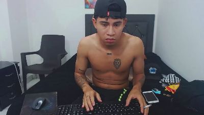 logannthh live from Colombia